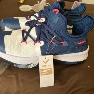 Size EUR (40)
Brand New Vitike Ashion